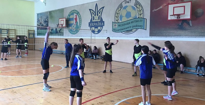 Відкрите показове заняття секції з волейболу
